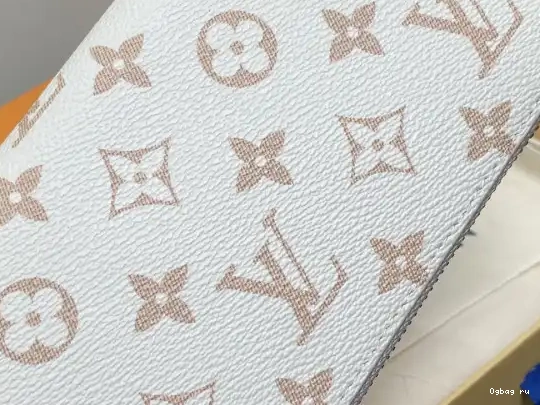 WALLET-19.5*10.5*2.5cm Portefeuille Zippy LOUIS VUITTON 0619